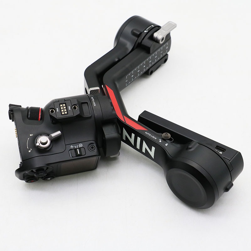 �������� DJI RONIN RS4