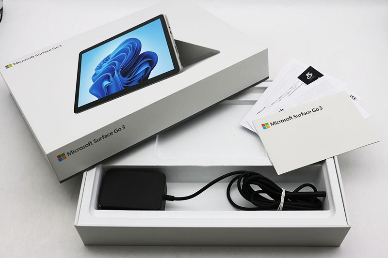 新品未開封 Microsoft Surface Go 3 8VA-00015