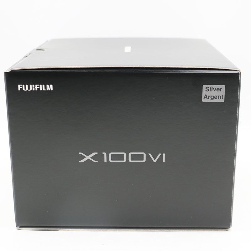 □新品未使用 FUJIFILM 富士フイルム X100VI 色：シルバー | カメラ 