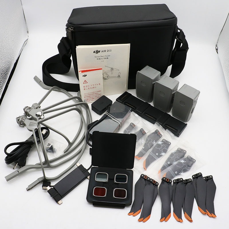 △DJI AIR 2S FLY MORE COMBO モデル：DA2SUE1 技適マーク有り