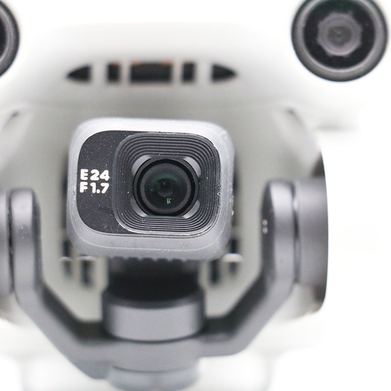 ������ DJI MINI 3 Pro Fly More Combo ��ǥ롧MT3M3VD ��Ŭ�ޡ���ͭ�� �Хåƥ꡼3���դ� ������ RM330 