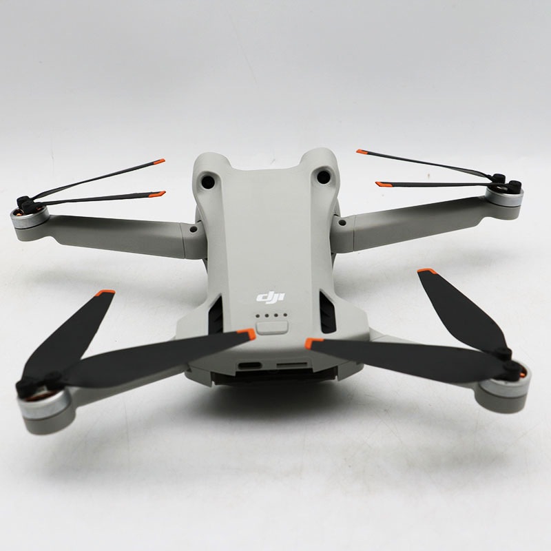 ������ DJI MINI 3 Pro Fly More Combo ��ǥ롧MT3M3VD ��Ŭ�ޡ���ͭ�� �Хåƥ꡼3���դ� ������ RM330 