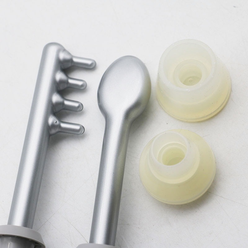 未使用品　サキナ　美顔器　ビジュー サキナ ビジュー 美顔器 Saquina BIJOU