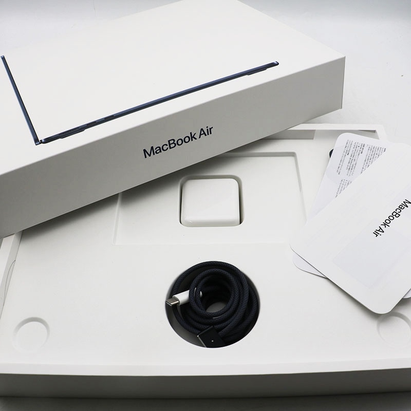 ◎美品 Apple MacBook Air M2 2022 ミッドナイト 16GB/SSD 512GB