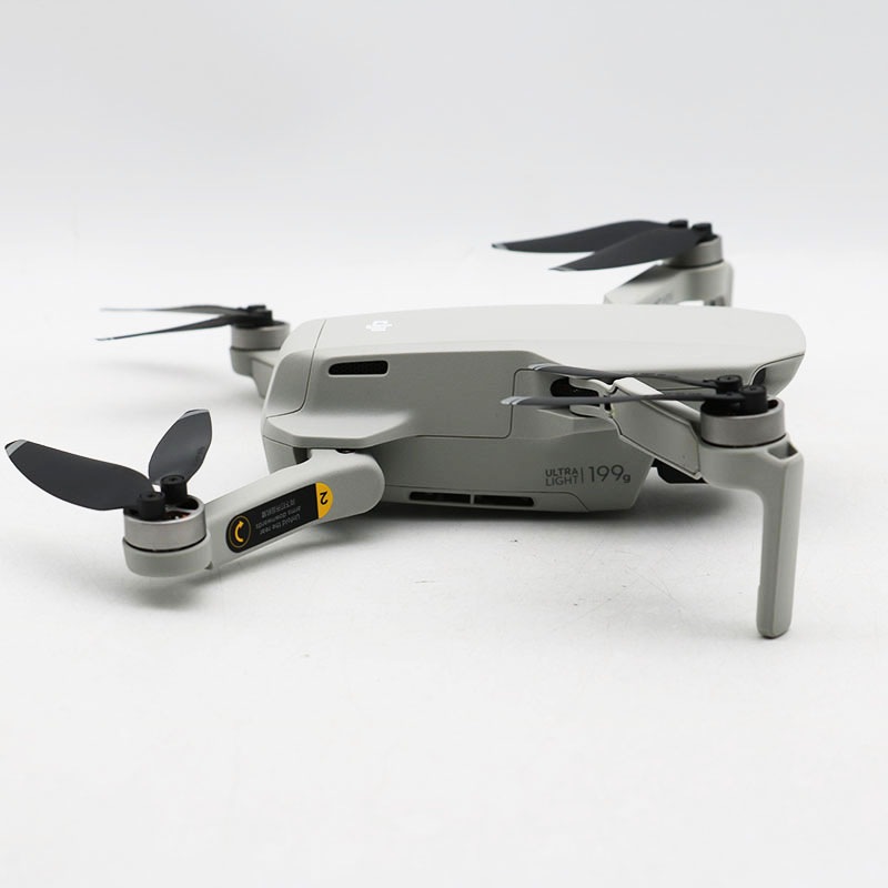 △DJI MAVIC MINI FLY MORE COMBO モデル：MTISD25 技適マーク有り 
