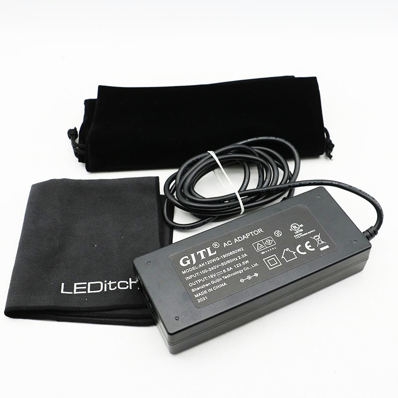 【新品未使用】レディッチ ／LEDitch 数量限定特典付】クールプロジェクト LEDitch 家庭用美容器