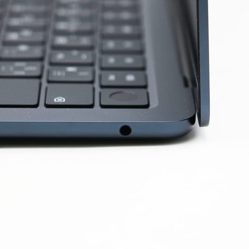 極美品 【未使用】 MacBookAir M2 13.6インチ 美品・動作良好】MacBook Air M2 2022 ミッドナイト MacBook