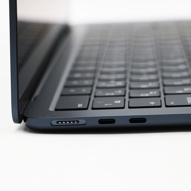 <美品>MacbookAir M2 13.6インチ バッテリー容量100% ◎極美品 Apple MacBook Air M2 2022 13.6インチ 24GB/SSD 2TB