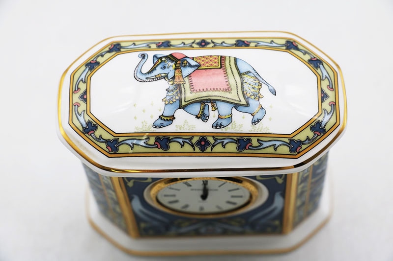 【未使用品】ウェッジウッド　ブルーエレファント　置き時計 ウェッジウッド(WEDGWOOD)|ブルー エレファント クロック(置時計