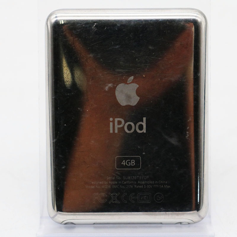iPod nano 4GB silver(第3世代) ※MA978J/A Apple iPod nano MA978J/A シルバー (4GB) 価格比較 - 価格.com