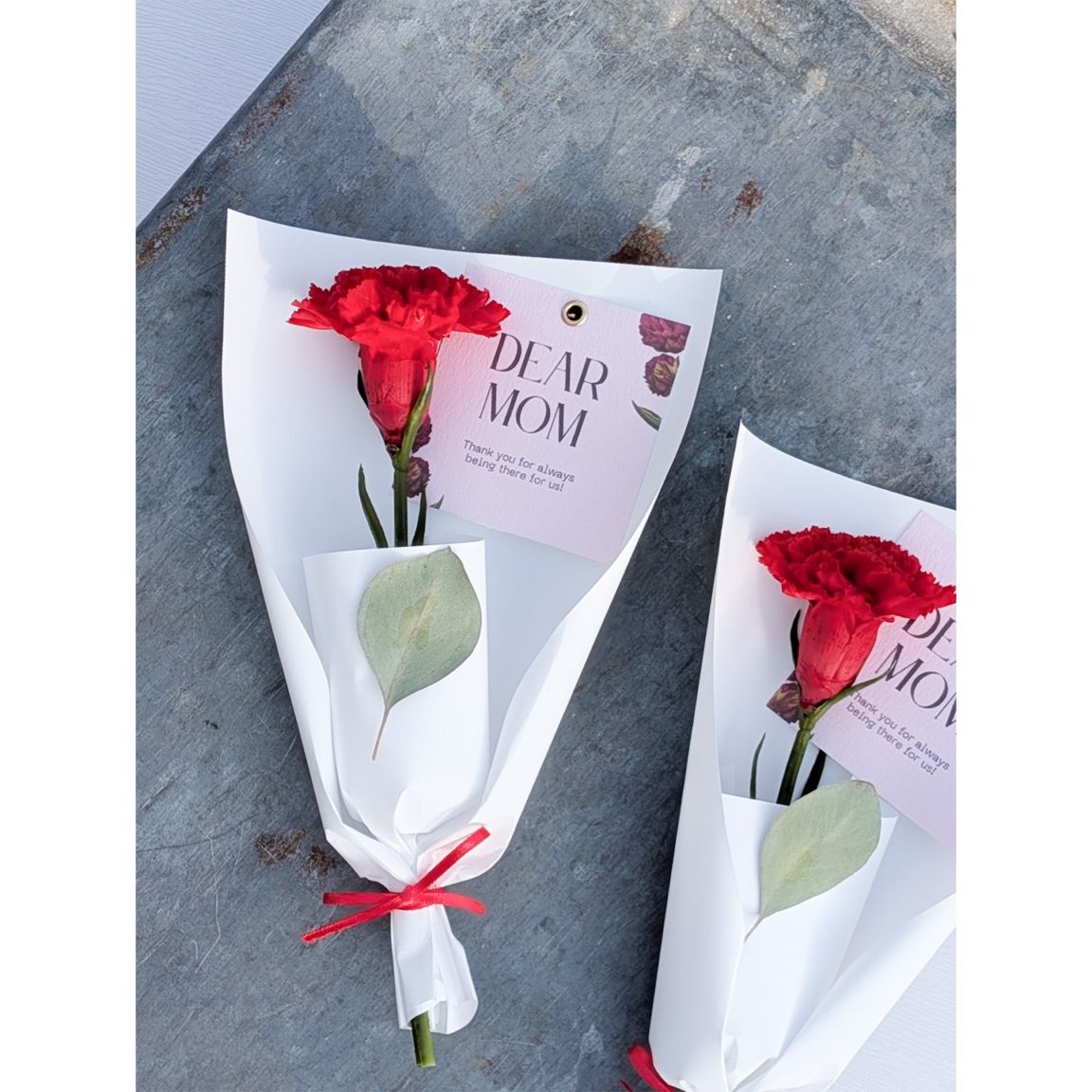 【母の日2026】プリザーブドフラワーのカーネーション花束（5月6日（水）-5月10日（日）のお届け）