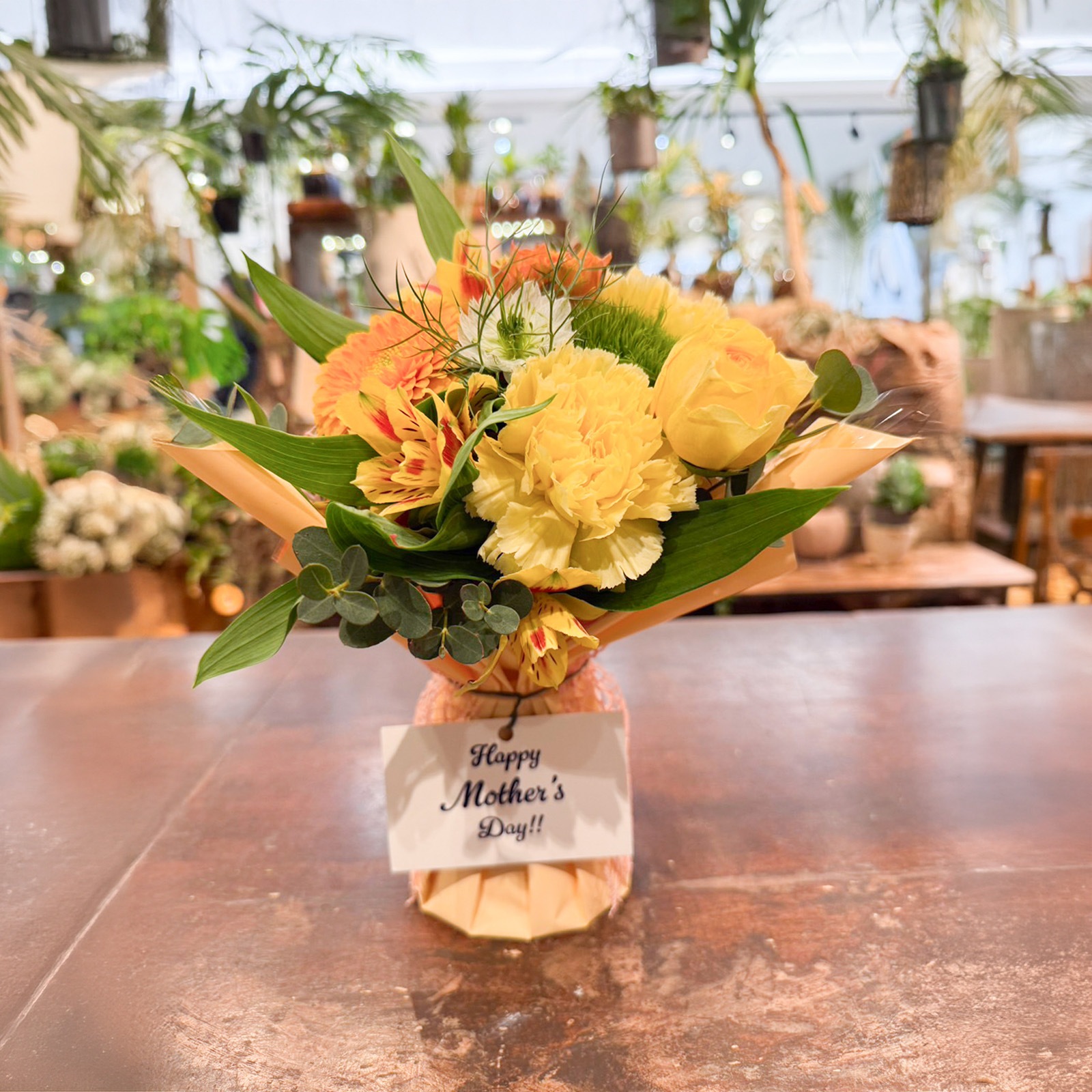 【母の日2026】パルフェブーケ・オレンジイエロー（5月6日（水）-5月10日（日）のお届け）