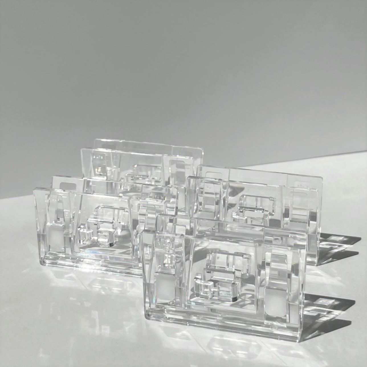 【20,000個セット】アクリルスタンドクリップ AS-2Pクリア（@39.60円）