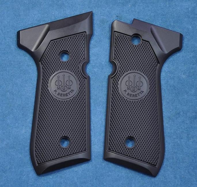 NB グリップ 各社M92F用 Beretta ロゴ入り Black NB-61-1900-WOE