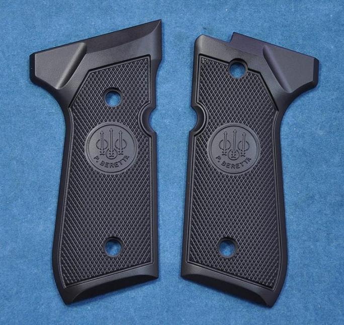 NB グリップ 各社M92F用 Beretta ロゴ入り Black NB-61-1900-WOE