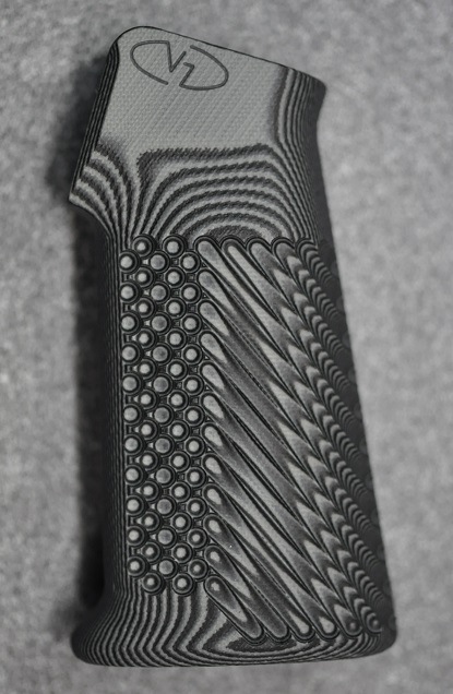 WA エリート・オペレーター 実物G10グリップ付及びスペアマガジン2本