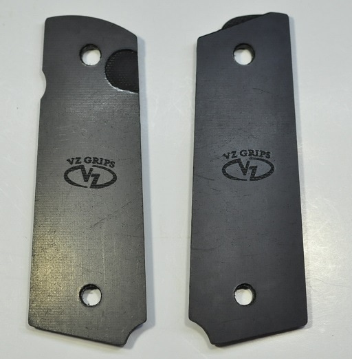 VZ グリップ カーボン スティップリングデザイン マグウェル対応 STPL