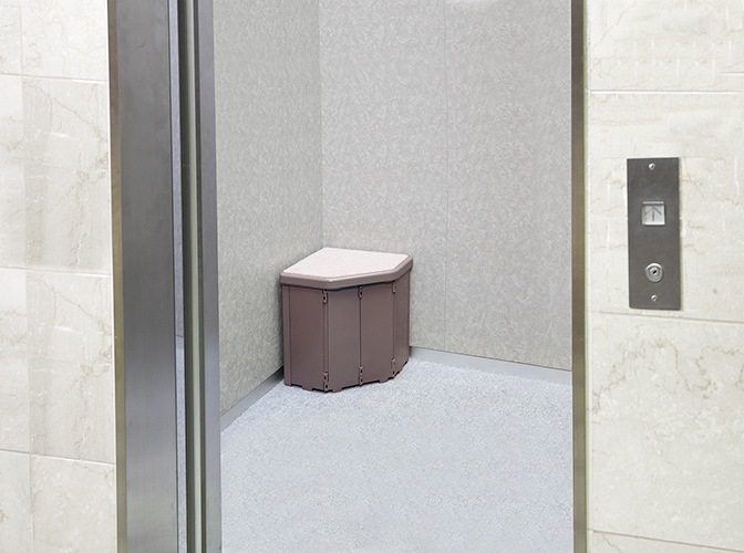 �ݡ����֥륳���ʡ��ȥ����R-46��