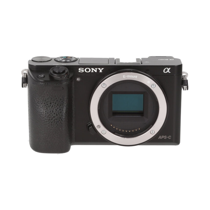 SONY α6000 ボディ ブラック ILCE-6000 B バッテリー計3個 SONY α6000 ボディ ブラック ILCE-6000 B バッテリー計3個