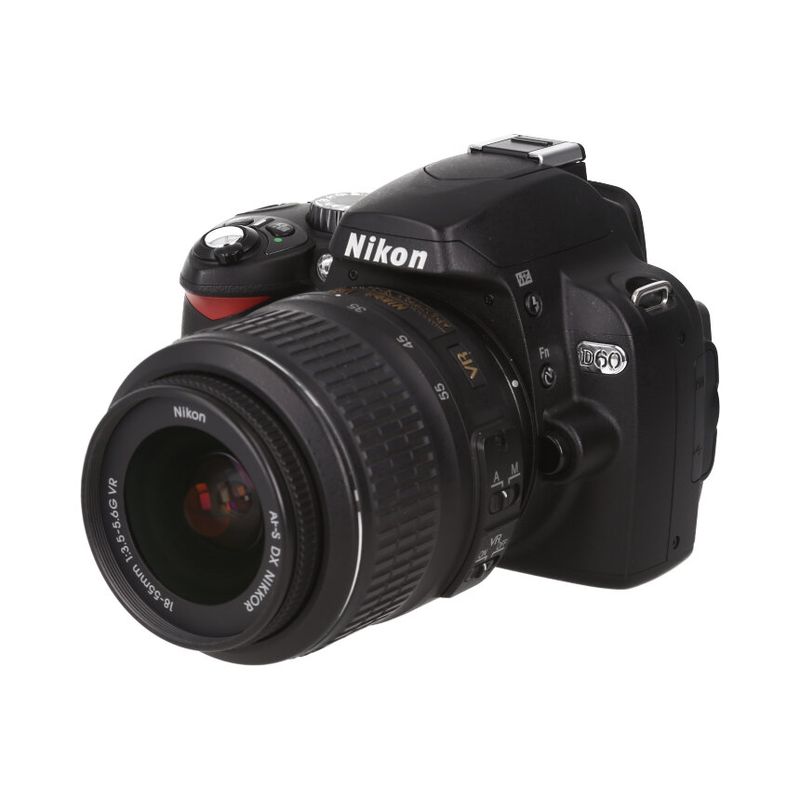 Nikon D60 + AF-S DX VR 18-55mm F3.5-5.6G ��B��