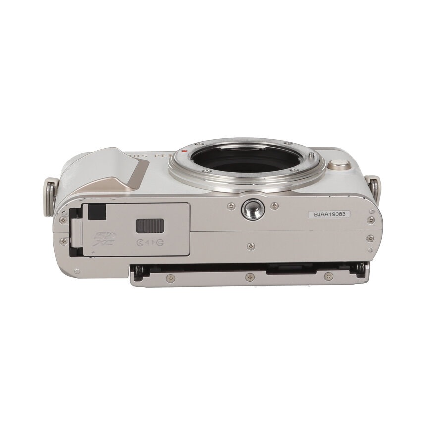 OLYMPUS PEN E-PL10 �ۥ磻�� ��B��
