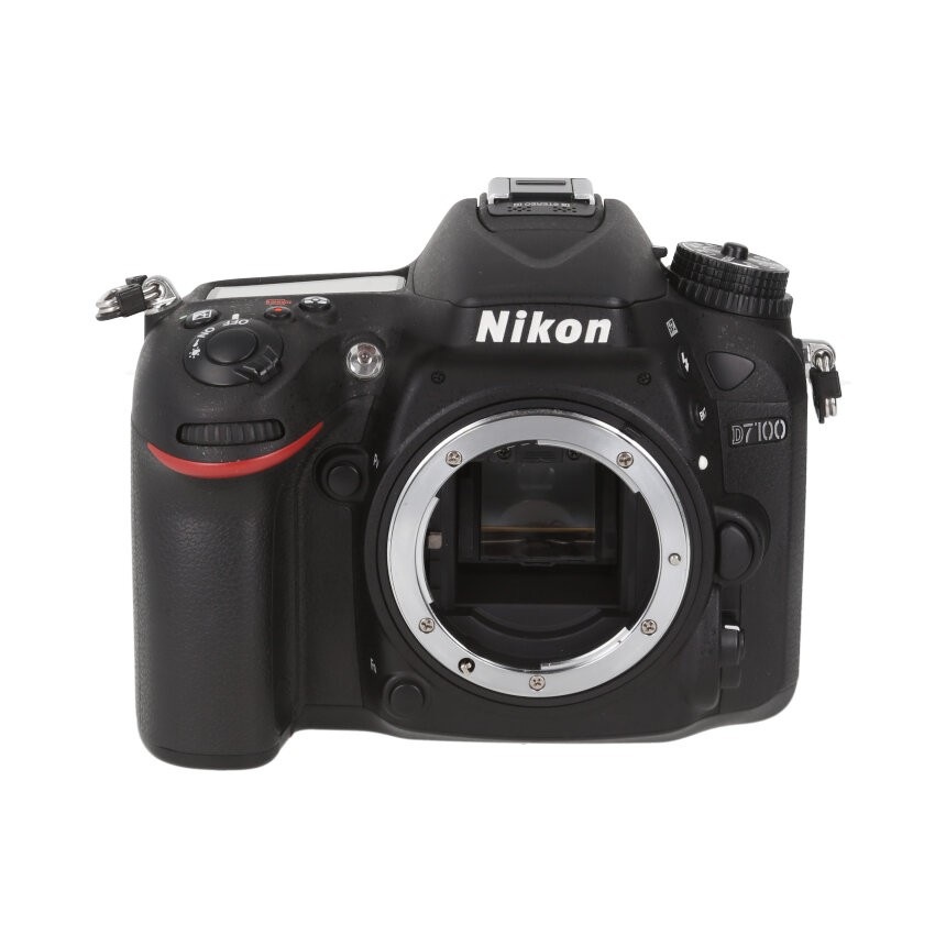 Nikon D7100 BODY ��B��