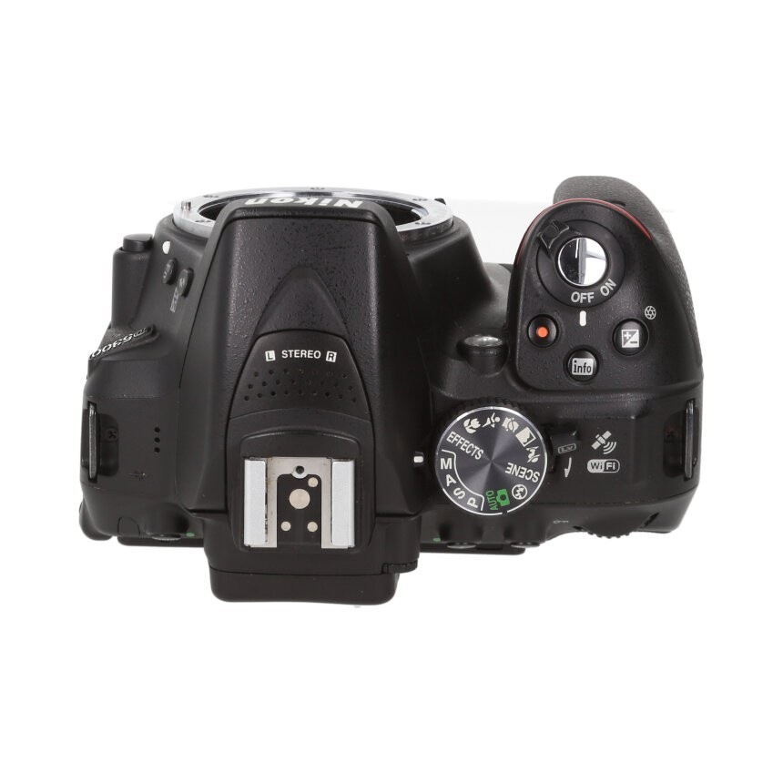 Nikon D5300 �֥�å� BODY ��B��