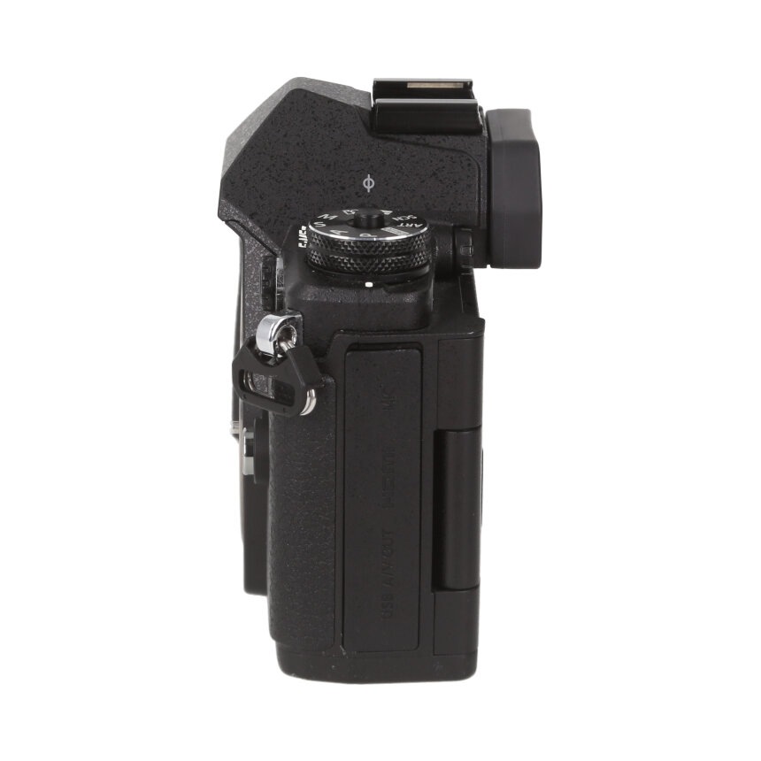 OLYMPUS E-M5 MarkII �֥�å� BODY ��B��