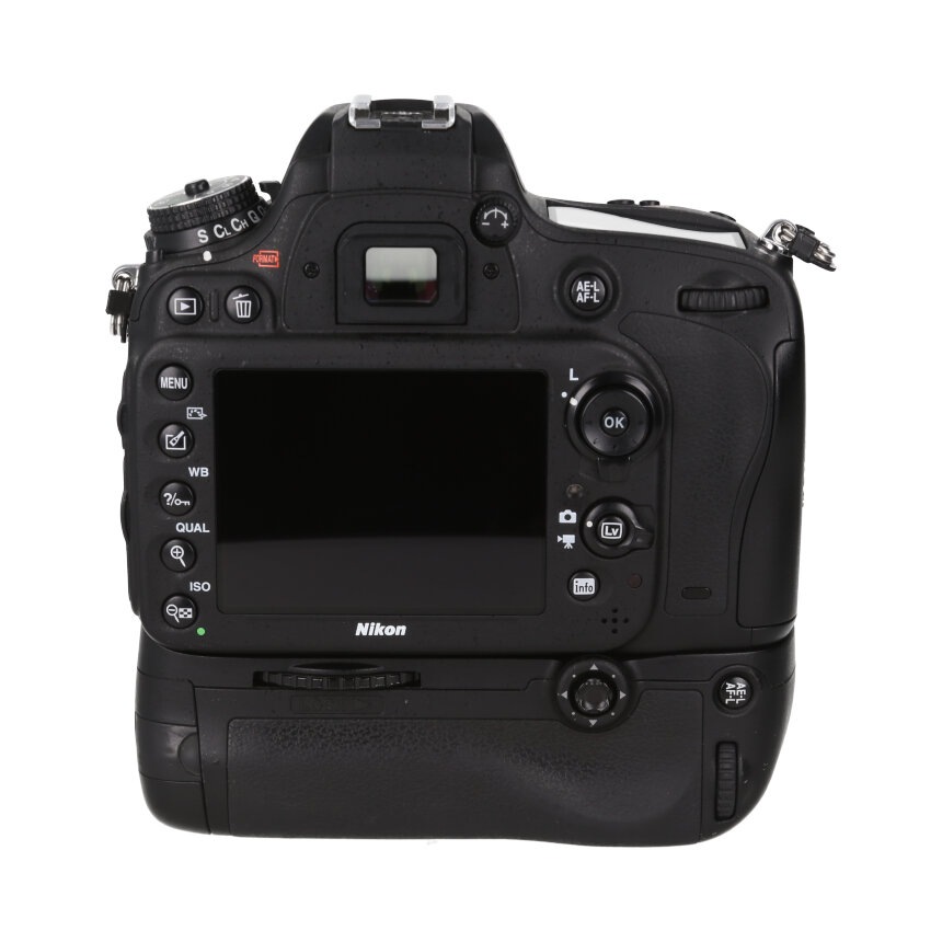 Nikon D610 BODY + MB-D14 ��B��