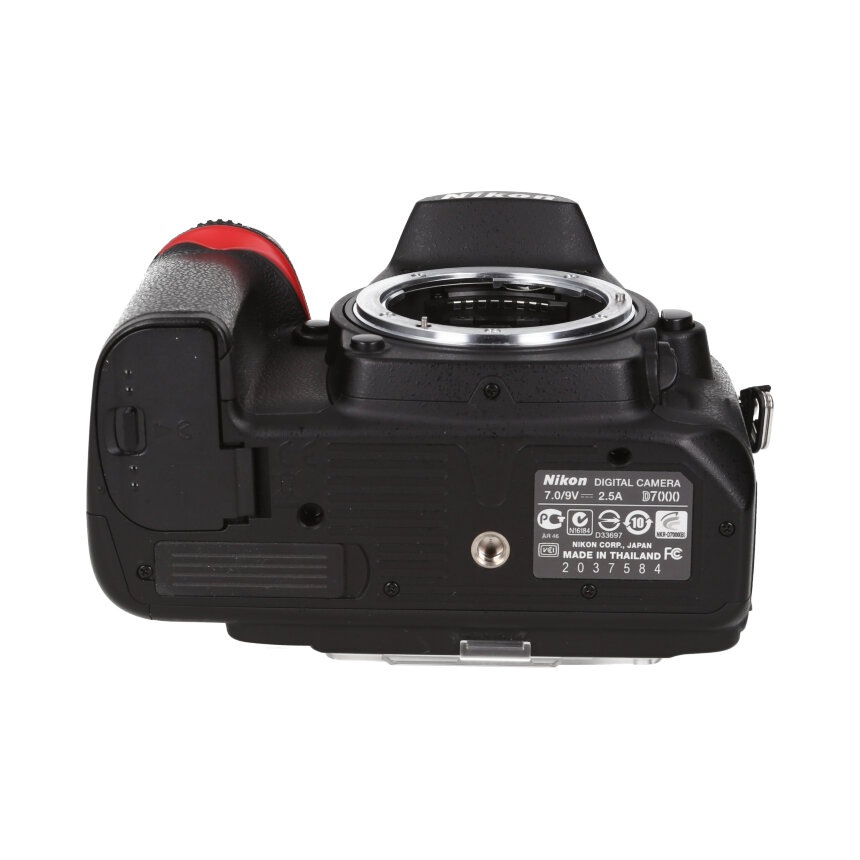 Nikon D7000 BODY ��AB��