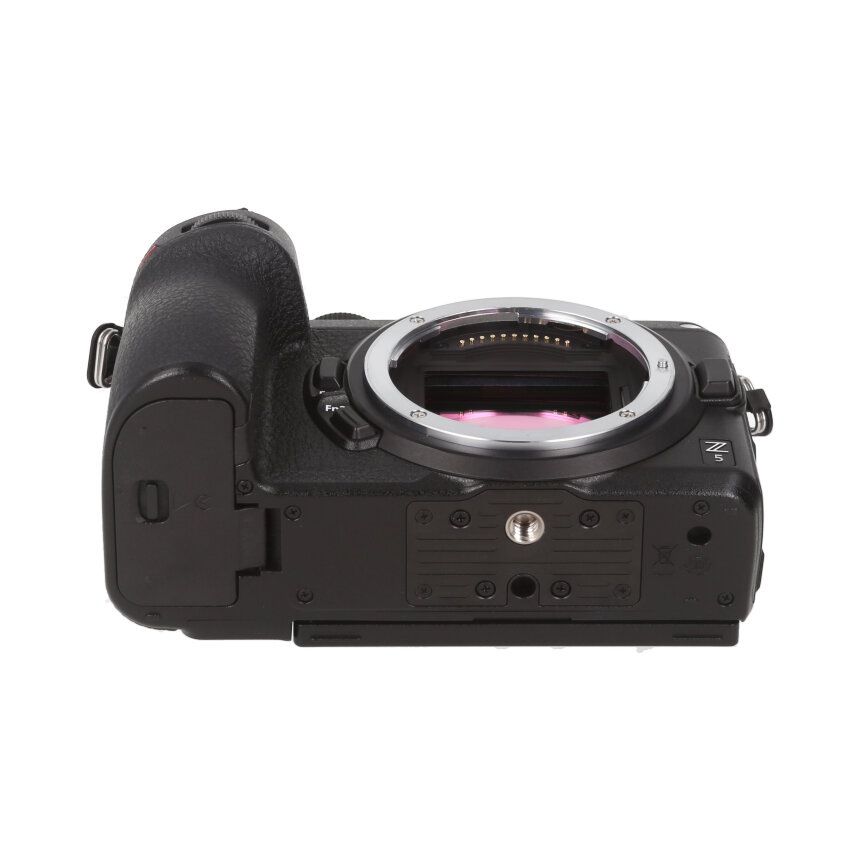 Nikon Z5 BODY ��A��