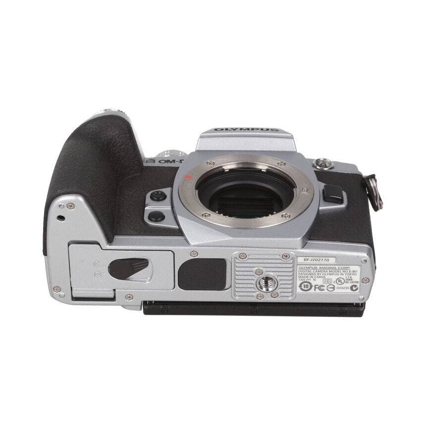 OLYMPUS OM-D E-M1 シルバー BODY 【B】 | カメラ,オリンパス | 三宝