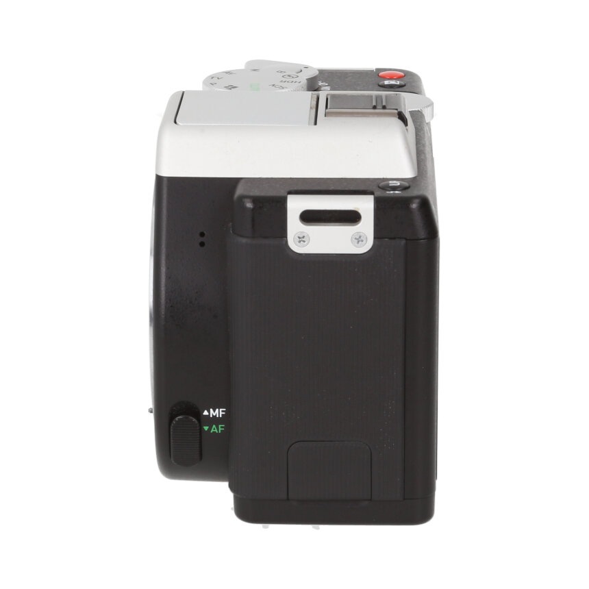 PENTAX K-01 ブラック + DA40mm F2.8 XS 【B】 | カメラ