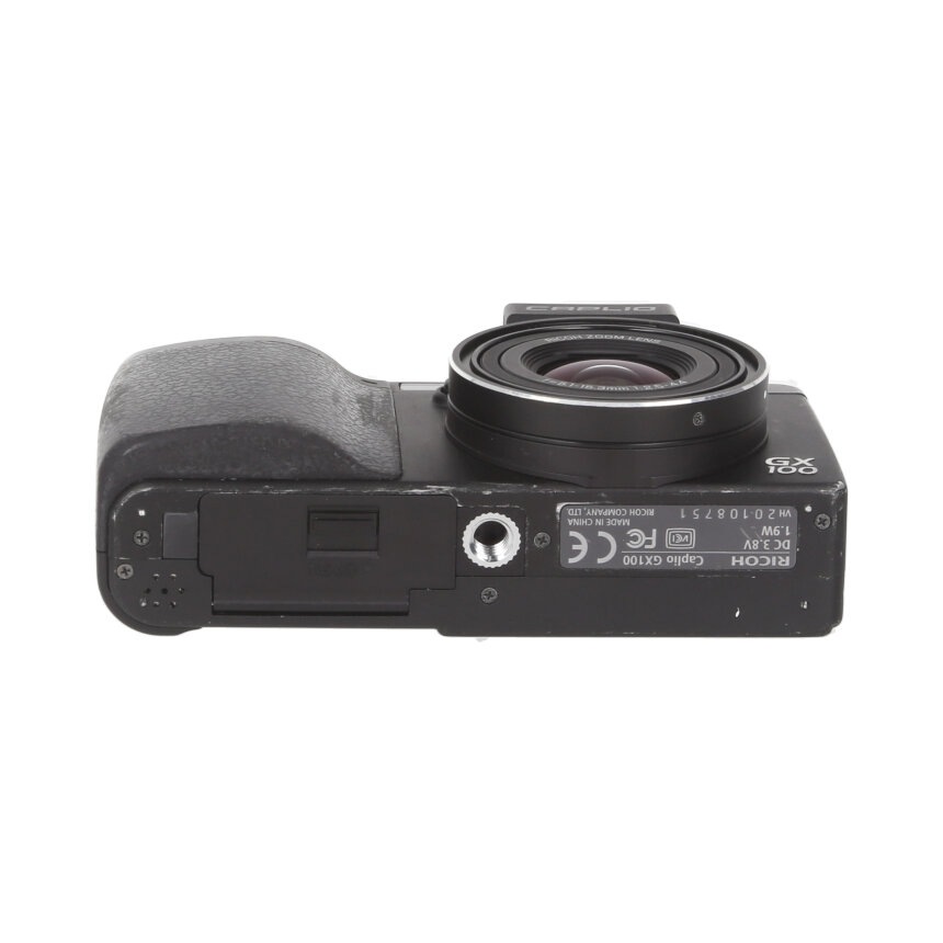 RICOH Caplio GX100  ��B��