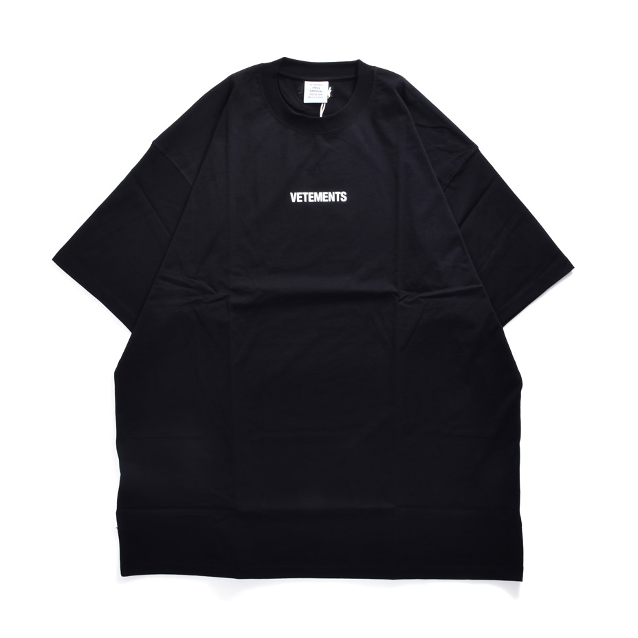 LOGO LABEL T-SHIRT [ UE52TR120B-1602 ] VETEMENTS / ヴェトモン