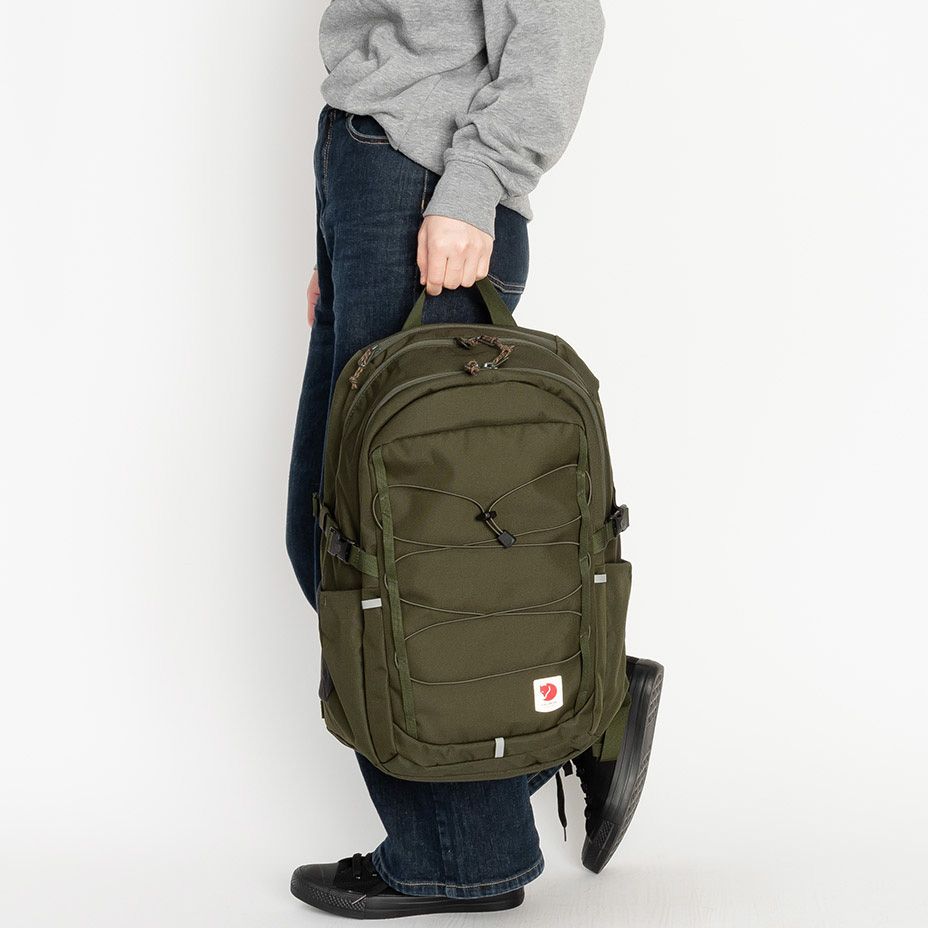 Raven 28 | DAYPACKS | フェールラーベン | FJALLRAVEN | 日本