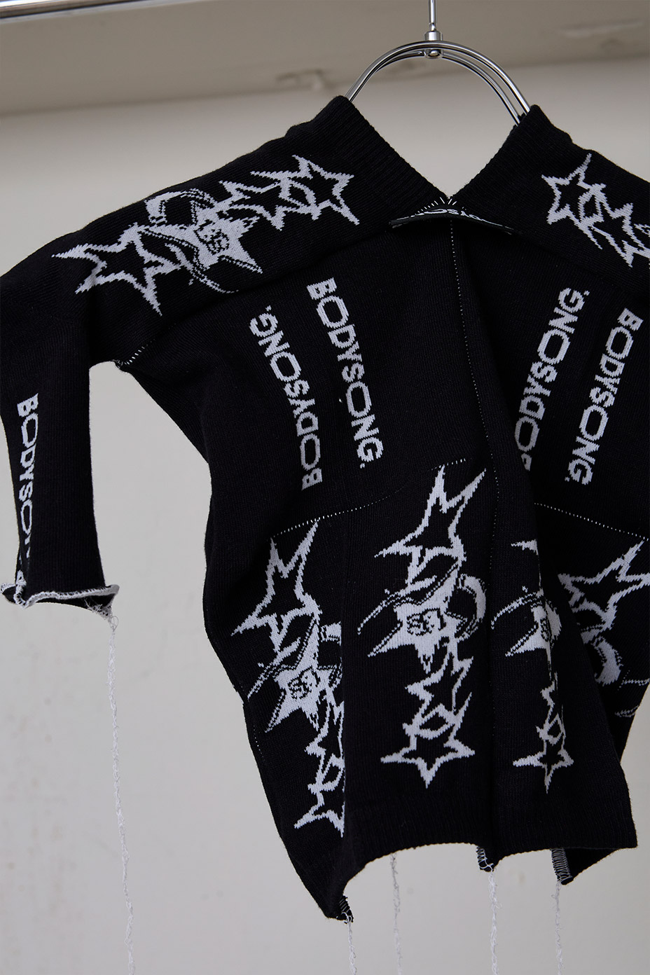 RECONSTRUCTED SOCKS! KNIT TOP [ BODYSONG / �ܥǥ����� ] BS260305