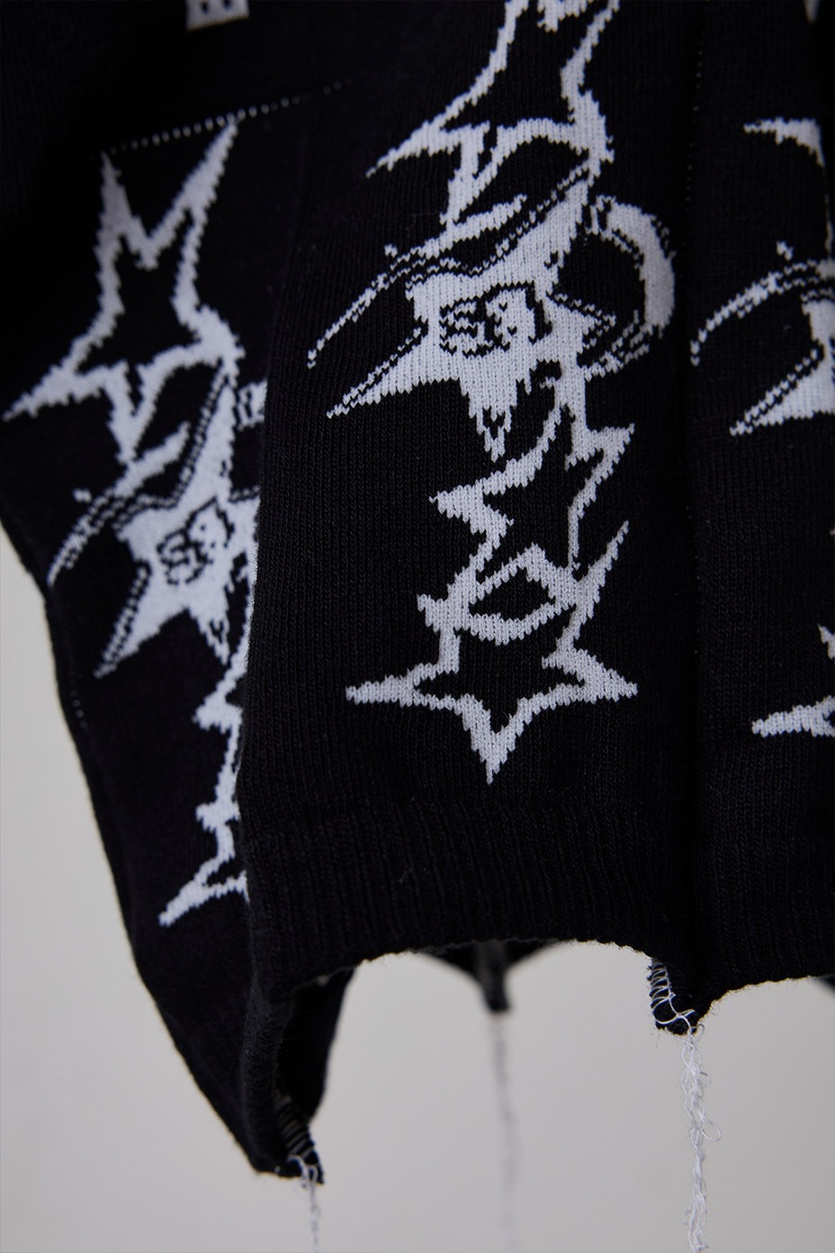 RECONSTRUCTED SOCKS! KNIT TOP [ BODYSONG / �ܥǥ����� ] BS260305