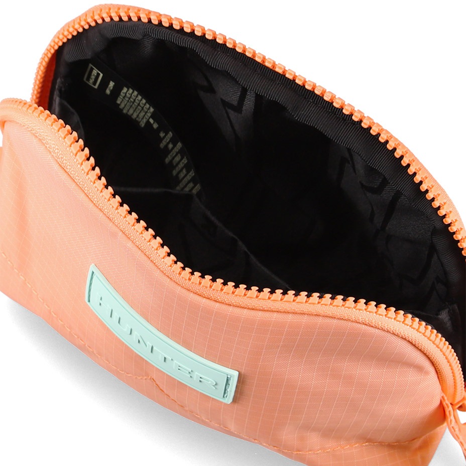 TRAVEL SMALL POUCH [ HUNTER / �ϥ󥿡� ] UBP7122NRS