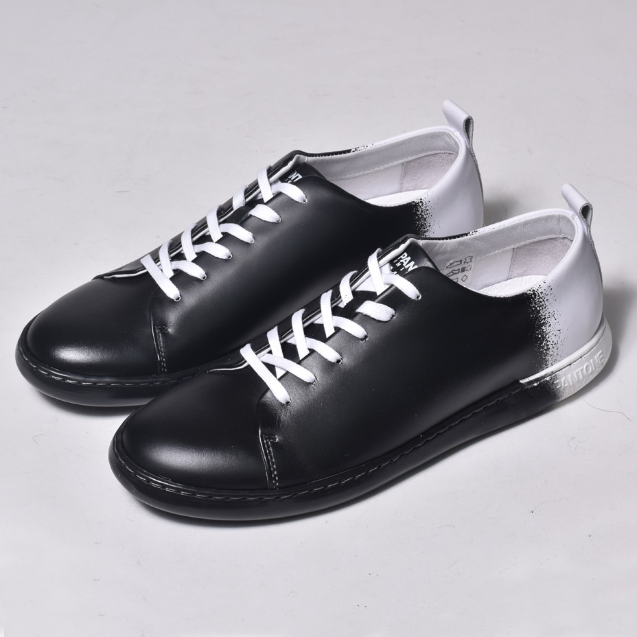 �ġ��ȡ��󥫥顼 ���ˡ����� [ P00031 ] PANTONE UNIVERSE / �ѥ�ȥ��˥С���