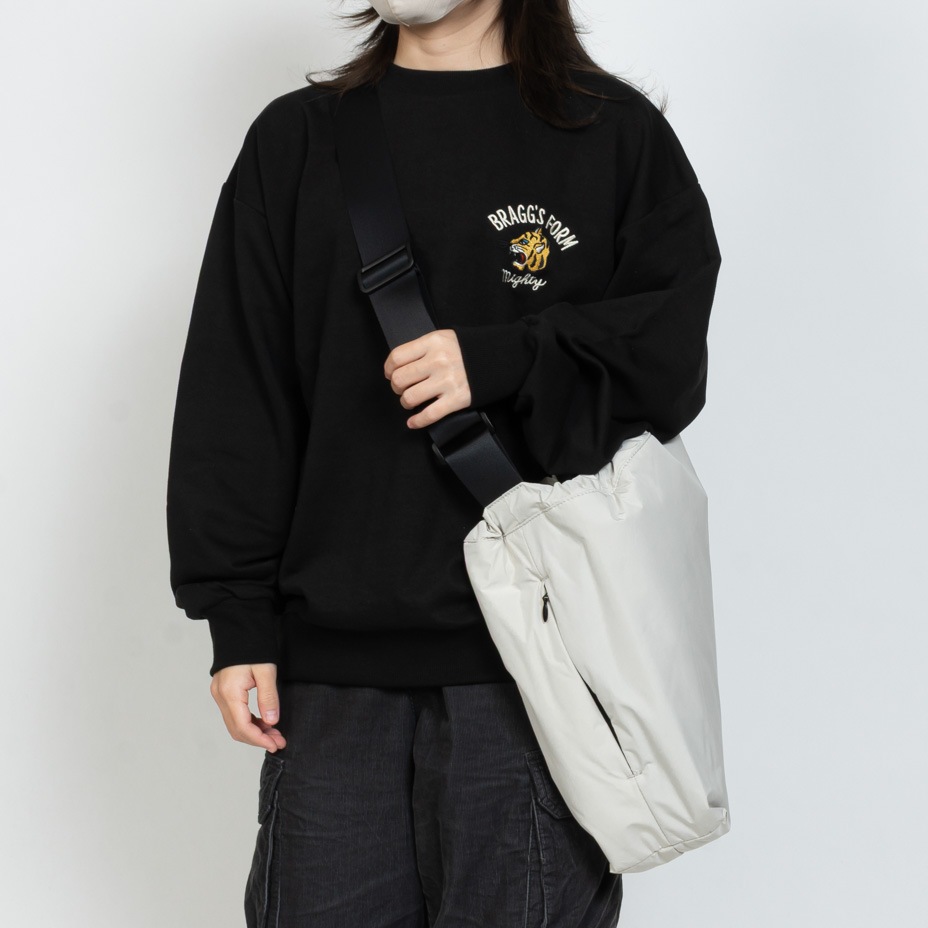 BIG SILHOUETTE SHOULDER [ SML / �������२�� ] K905060