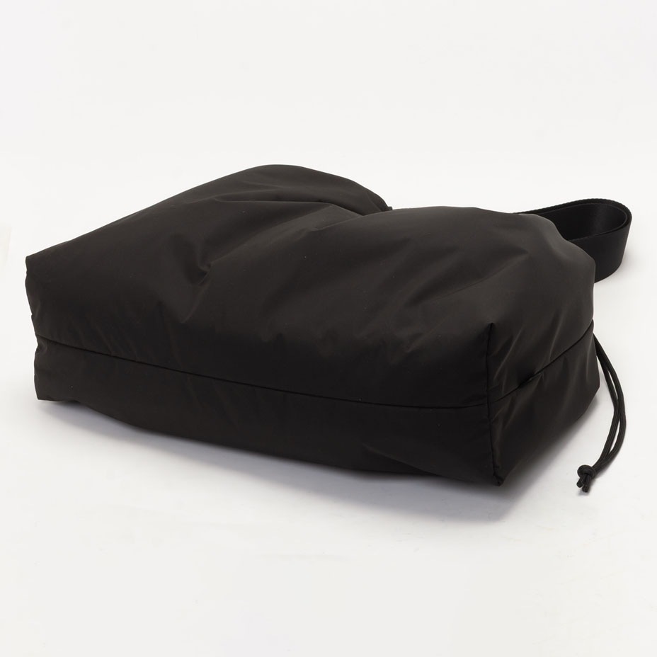 BIG SILHOUETTE SHOULDER [ SML / �������२�� ] K905060