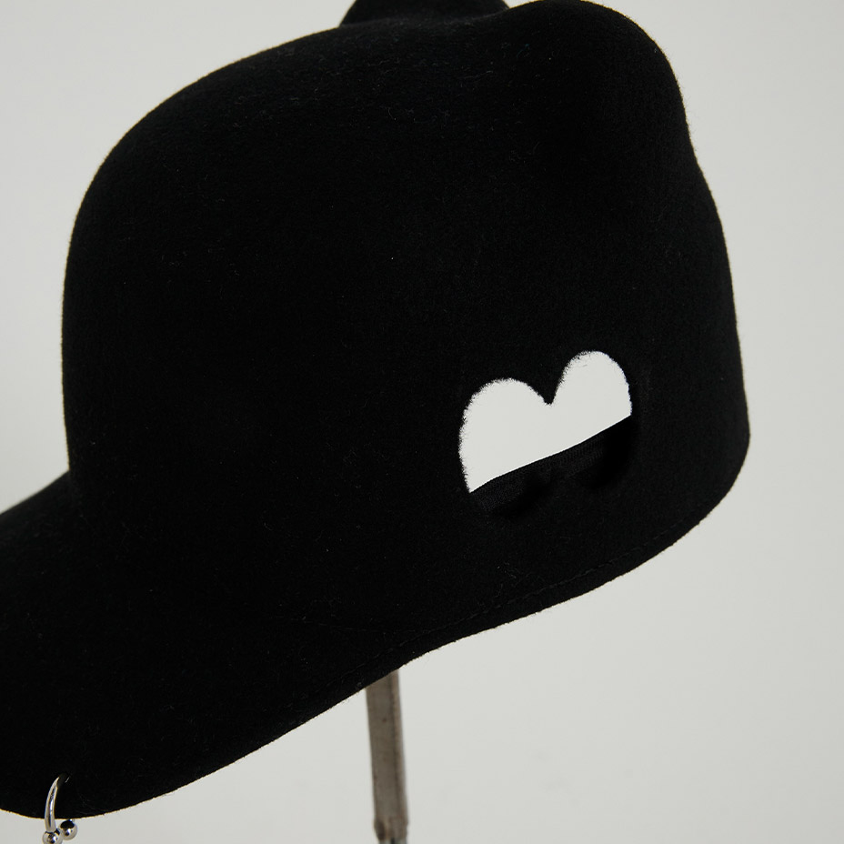 EAR WOOL CAP / PIERCING / DAMAGE [ BS249703 ]  BODYSONG / ܥǥ