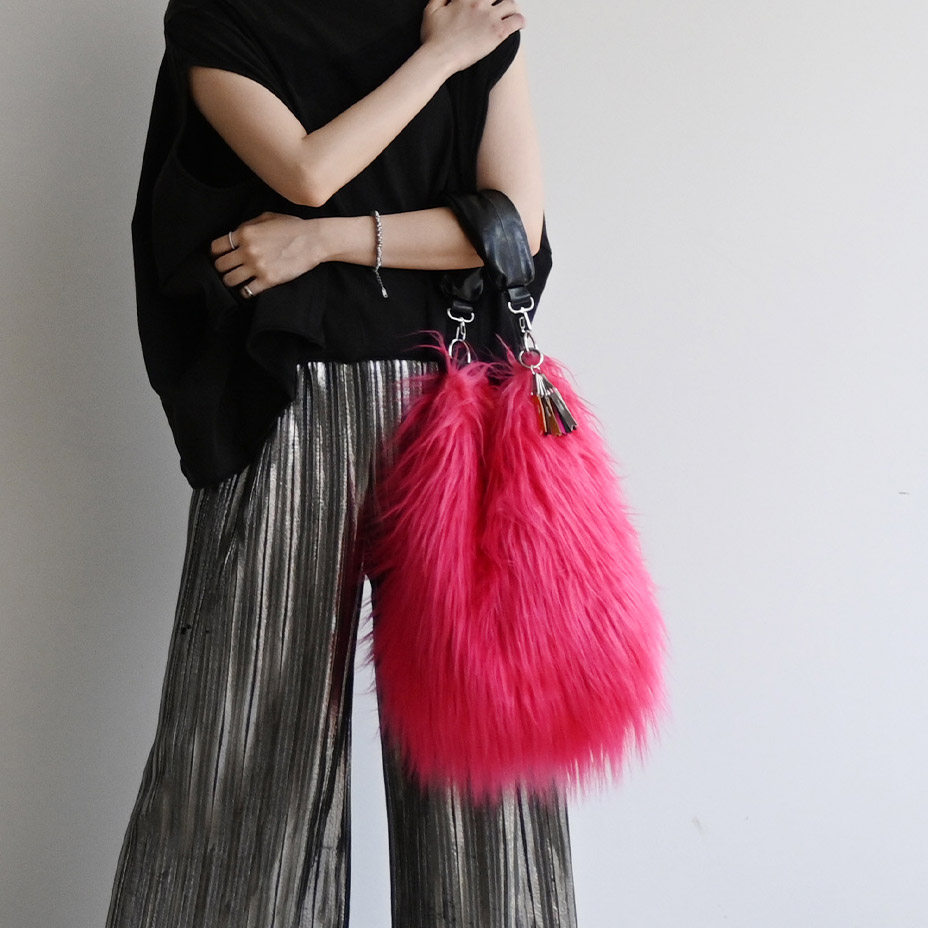 monster one shoulder [ cheek / ������ ] C25010