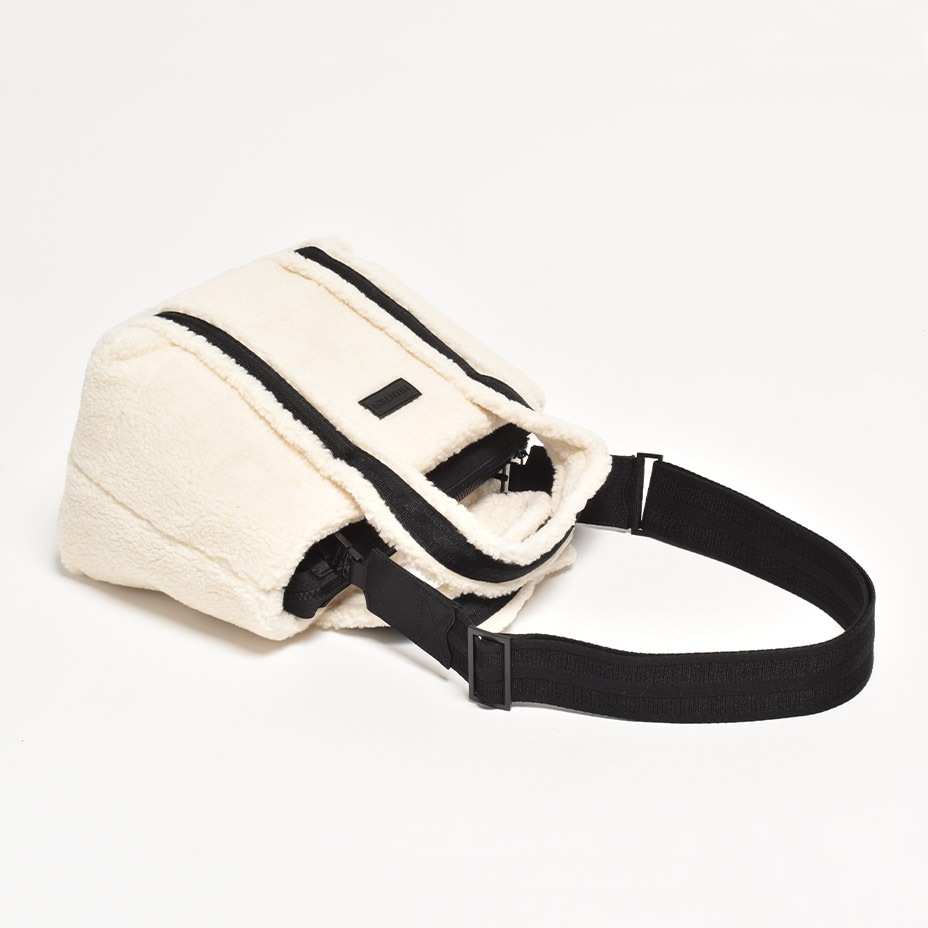 WANDERER SHERPA MINI TOTE [ UBX1500SHP ] HUNTER / ハンター | メンズ OTHER ...