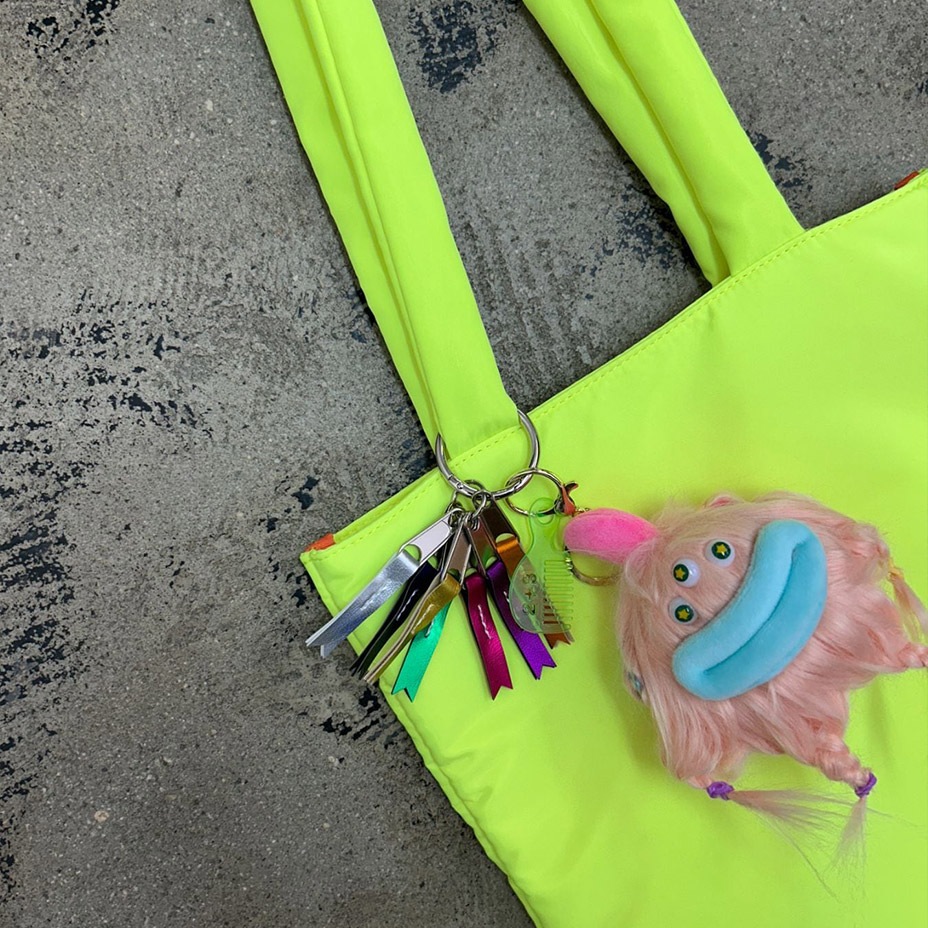 neon monster tote [ C24009 ] cheek / 