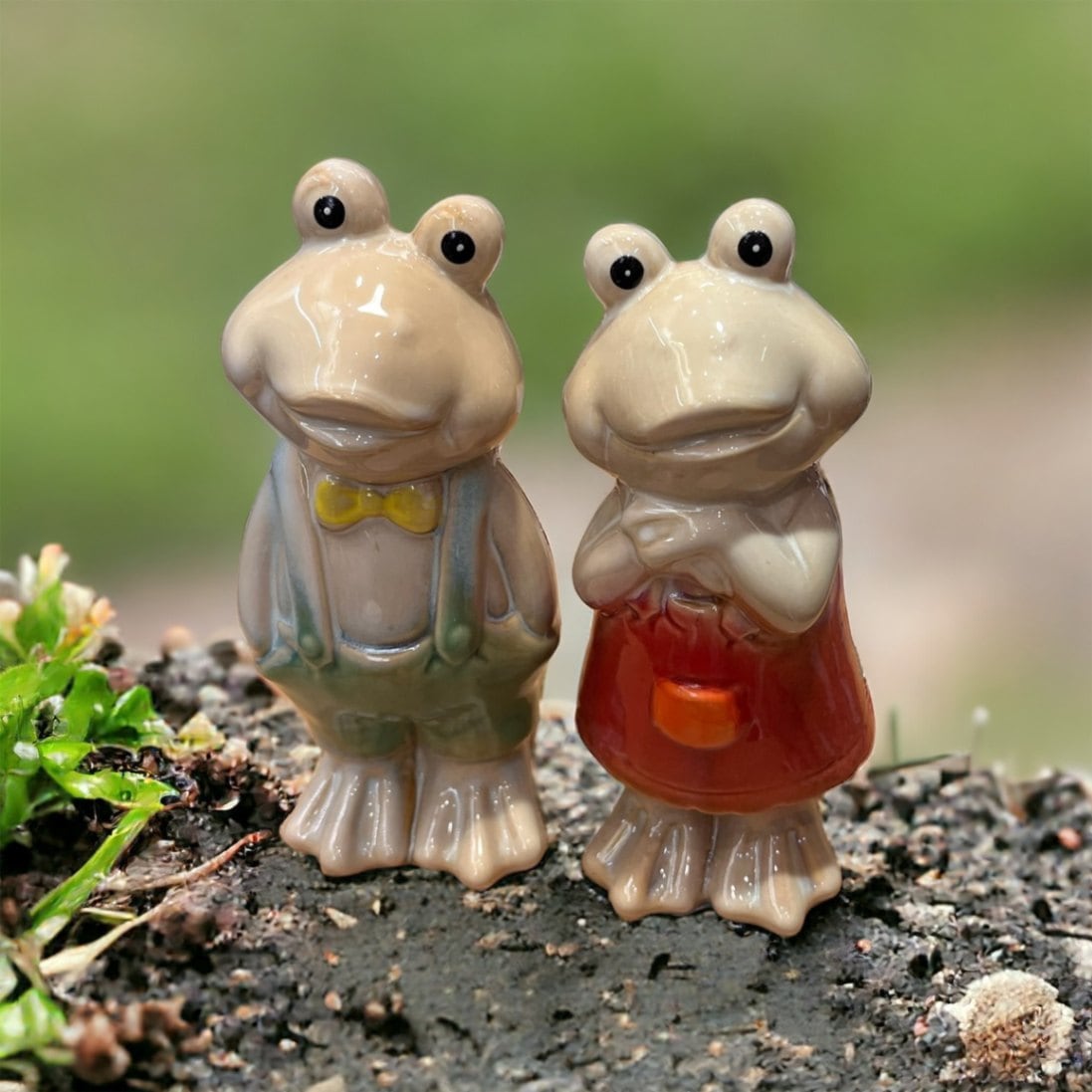 カエルカップル M18105 高さ15cm かえる 縁起物 アマガエル インテリア