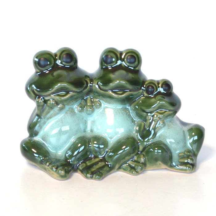 陶器 ファミリー蛙 かえる カエル 置物 幸運 お守り 金運祈願 贈り物