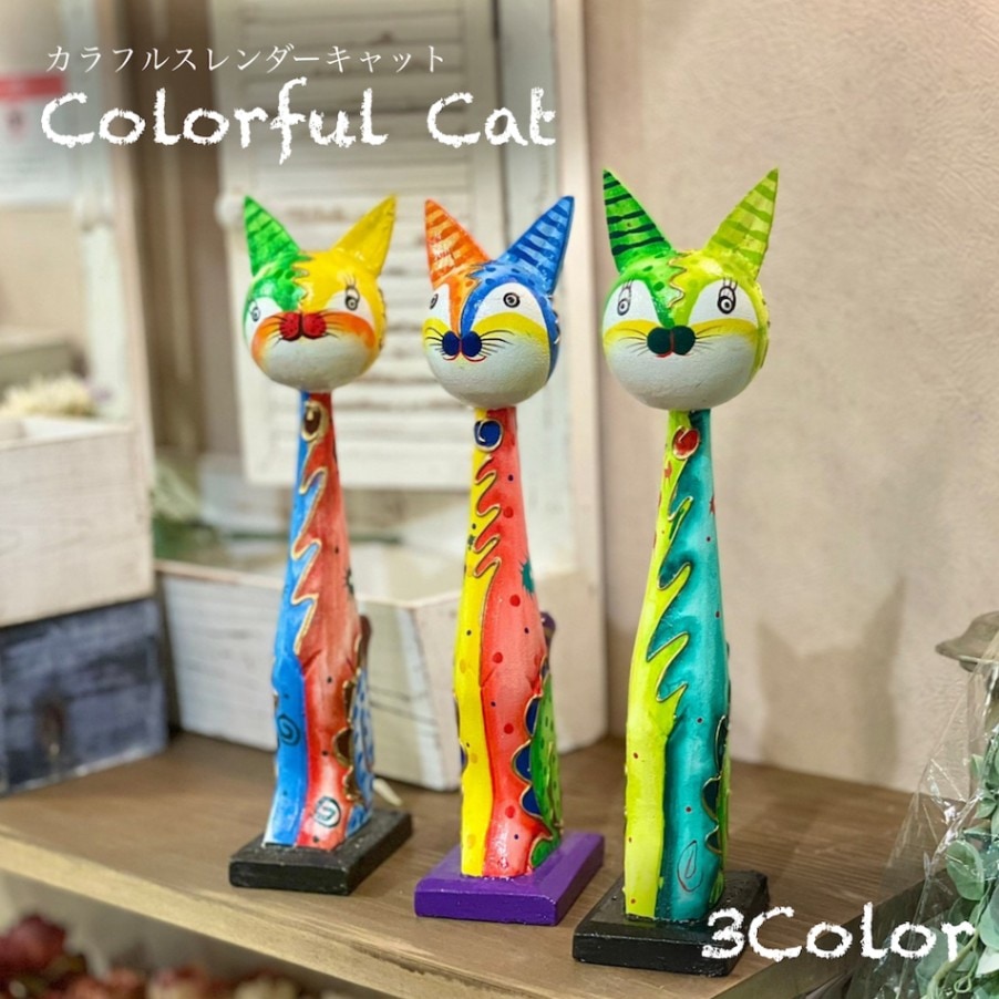 木彫の猫 手作り 箱から顔を出している猫 キューブ