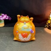 【美品】　ヤチコダルマ　のぞき　招き猫 張子] ヤチコダルマ／のぞき達磨 - 旅猫雑貨店オンライン ｜ 通販